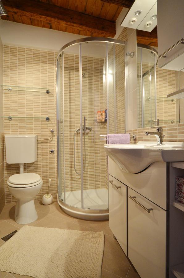 Romantic Studios Ровинь Экстерьер фото
