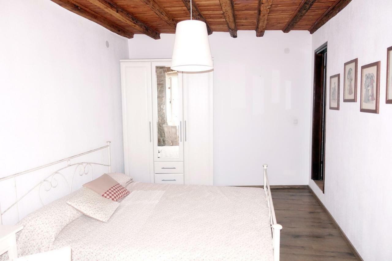 Romantic Studios Ровинь Экстерьер фото